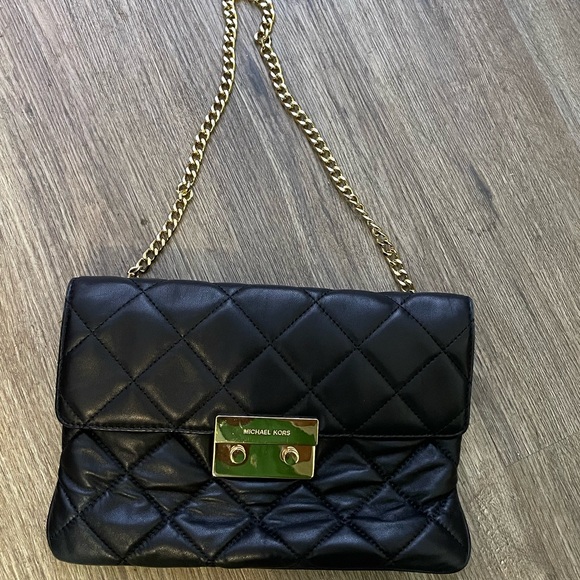 Michael Kors Black and Gold Quilted Clutch shoulder purse bag - Picture 1 of 4